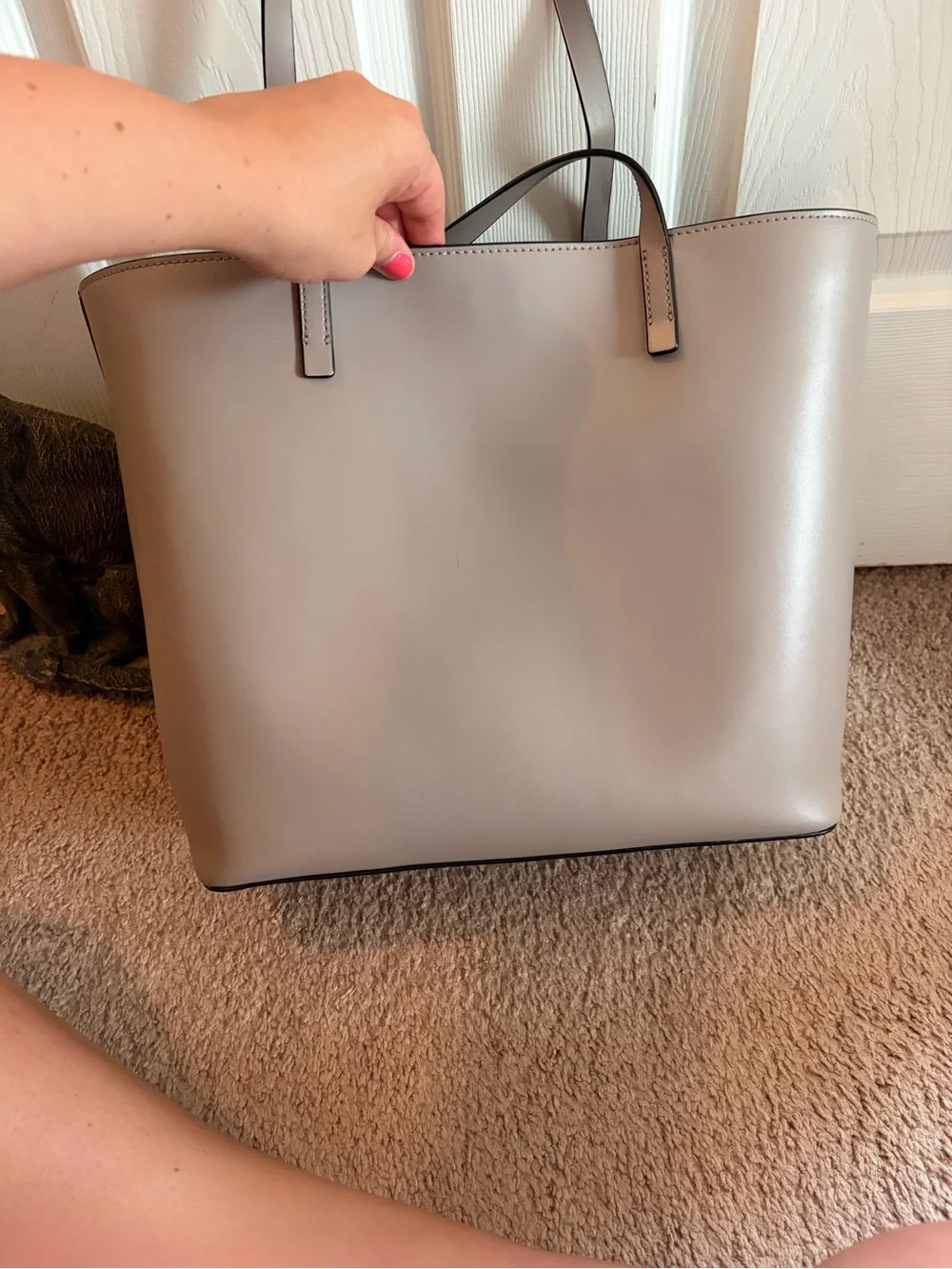 kate spade Taupe Leather Tote in Neutral Taupe